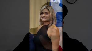 Maybe you would like to learn more about one of these? Dia 13 Los Contratos De La Hija De Wanda Vazquez La Sra Stephanie Diaz Vazquez Youtube