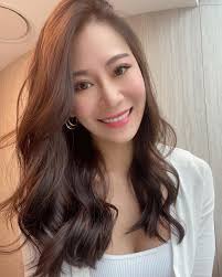 The secret of shiny and healthy hair 💜 I use Shiseido Professional product  for hair color and B5 hair treatment every 2 months to take care of my  hair. And I like