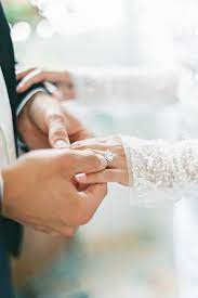 How To Pull Off The Edgy Look While Keeping It Timeless Gorgeous Engagement Ring Wedding Rings Engagement Timeless Wedding