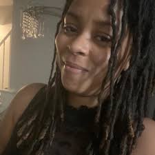 I'm probably the only Sagittarius ♐️ that hate talking