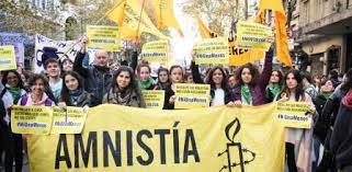 Tu colaboración, por pequeña que sea, es lo único que nos permite seguir defendiendo los derechos humanos, así como investigando y. Amnistia Internacional La Organizacion Que Defiende Los Derechos Humanos