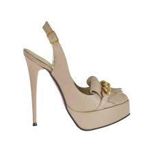 We did not find results for: Chanel Da Donna Con Plateau Catena E Frange In Pelle Rosa Cipria Tacco 12