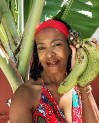 Dt. Upasana Sharma, Head Dietician, Max Hospital, Gurugram, tells  HealthShots, “The black spots