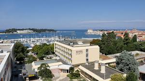 Clean, close to beach, clean rooms, good food and good price. Hotel Porec