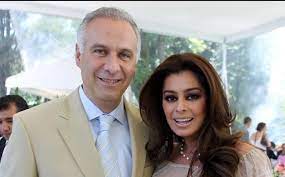 Yadhira Carrillo asegura que su esposo, Juan Collado, se encuentra delicado  de salud - PorEsto