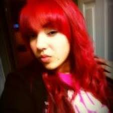 Lynn Eccles's Instagram, Twitter & Facebook