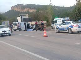 Bakan pakdemirli orman bilançosunu açıkladı: Antalya Da Trafik Kazasi 1 Olu 2 Yarali Son Dakika