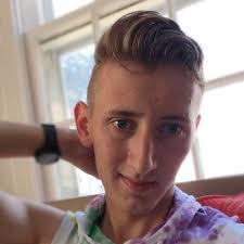 Kase White's Instagram, Twitter & Facebook