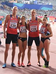Lada vondrová (born 6 september 1999) is a czech athlete.1 she competed in the women's 400 metres at the 2018 iaaf world indoor championships.2. Galerie Atleticka Kraska Petrzilkova Mensi Prsa Svoji Postavu Beru Smeje Se Foto 4 Isport Cz