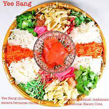 Secara keseluruhan, dapat dirumuskan bahawa makanan tradisi sesuatu kaum dapat membentuk perpaduan dalam kalangan masyarakat majmuk. Makanan Cina Makanan Cina Tahun Baru Itu