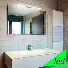 L'illuminazione del bagno è un'alleata preziosa quando devi prepararti, che si tratti di dare gli ultimi ritocchi al trucco o di domare un ciuffo ribelle. 6331 Artex Lampada Led Per Specchi Quadri Bagno Modeno Perenz 6331cl