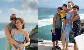 Ooouuuggghhh.hendraaaa mentok punyamu oooohh.panjang sekali punyamu hingga mentok di dinding rahimku.oooohhhh. Nora Danish Seksi