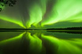 Résultat de recherche d'images pour "aurora borealis"
