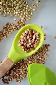 Les Differentes Formes De Sarrasin Demystifiees Et Quoi En Faire Pour Beneficier De Ses Bienfaits Le Sarrasin Vege Sarrasin Cuisine Vegetarienne Alimentation