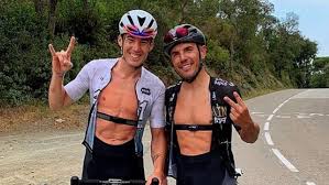 Pegatinas de aleix espargaro con millones de diseños creados y vendidos por artistas. Estrella De Charmed Revelo Su Tormentoso Matrimonio Con Marilyn Manson