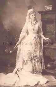 Wedding Gown From The Late 19th Century Antique Wedding Dresses Wedding Dresses Vintage Wedding Gowns Vintage