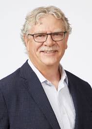 Dean's Advisory Council: Linking the Campus to the World