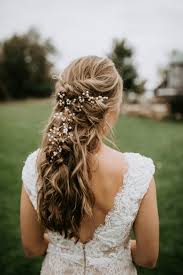 Short wedding & bridal hairstyles can look stunning and there are plenty of options when it comes to styling your short hair. Vendor Spotlight Be Inspired Salon Madison Bridal Hair Makeup Madison Vendor Spotlight