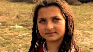 Romani rose erklärt, warum die probleme osteuropas nicht in deutschland gelöst werden können. Pin On Romani
