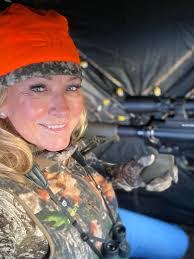 Mary Nowacki's Instagram, Twitter & Facebook