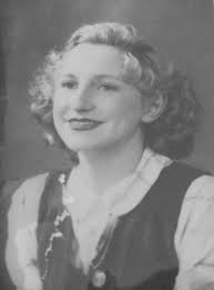 Sur les traces du photographe inconnu du Paris de l'Occupation : Renée  Damien, la vendeuse du Printemps qui détestait les « Fritz »