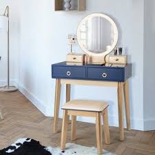 9 Beautiful Makeup Vanity Ideas Beautybrainsblush In 2020 Vanity Table Set Vanity Table Makeup Table Vanity