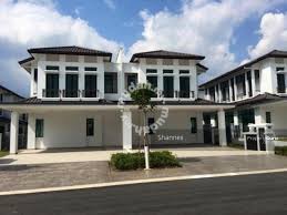Search using 'town name', 'postcode' or 'station'. 2sty Superlink Homes 22x85 Freehold 0 Downpayment Puchong Bandar Kinrara Puchong Selangor 4 Bedrooms 2870 Sqft Terraces Link Houses For Sale By Shannes Rm 453 000 29848239