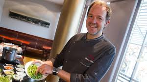 Diese nudelsuppen kosten nur acht euro. Rutz In Berlin Bekommt Dritten Michelin Stern Stern De