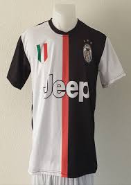 12 ağustos 1999 doğumlu) hollandalı profesyonel futbolcu bir şekilde oynar stoperi için serie a kulübü juventus ve hollanda milli takımı. Juventus Voetbalshirt Matthijs De Ligt Thuis Voetbalshirt Tenue