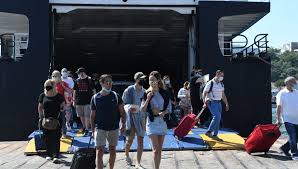 La nascita ufficiale dell'osservatorio turistico regionale è avvenuta, non a caso, il 9 marzo, nel periodo classico (settimana più, settimana meno) dell'apertura della stagione turistica un po' in tutto il meridione. Ischia 45 Mila Turisti In 5 Giorni Gli Albergatori Hotel Pieni Solo A Fine Mese La Repubblica