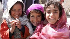 Thousands of people packed into the afghan capital's airport on monday, rushing the tarmac and pushing onto planes in desperate attempts to flee the country after the taliban overthrew the. Afghanistan A Sostegno Di Donne E Bambine Vittime Di Violenza Crowdfunding