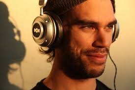 Trojica módnych slúchadiel v teste