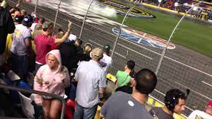 Will the blue oval win on sunday? These Drunk Fans Are The Worst Bleacher Report Latest News Videos And Highlights
