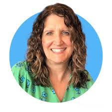 Jamie Lightner's Instagram, Twitter & Facebook