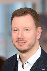 Dennis Grimm: Makler aus Oldenburg