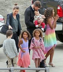 See how tom brady likes to spend time with his family! 37 Best Tom Brady Family Ideas Tom Brady Gisele Bundchen Tom Brady Family