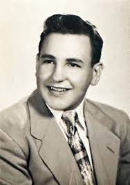 Allen Bumpus's Instagram, Twitter & Facebook