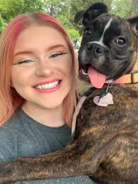 Showing my pretty gal this morning in her perfect bow 🎀❤️🍎🥰