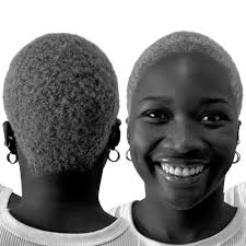 Work life in Napoli, Italia was the best. I had the absolute pleasure of  working with Salvatore Pace, my dear friend, who is amazing and definitely  family. He introduced me to Pasquale