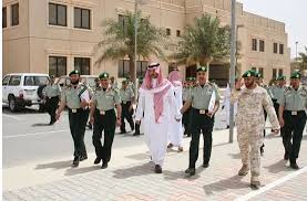 بدايات حياة خالد التويجري و مسيرتة : ÙˆØ¨Ø¯Ø£ Ø§Ù„Ø­ØµØ§Ø¯ Ø´Ø§Ù‡Ø¯ Ù…ØµØ§Ø¯Ø±Ø© Ø£Ø³Ø·ÙˆÙ„ Ø³ÙŠØ§Ø±Ø§Øª Ù…Ù† Ù‚ØµØ± Ø®Ø§Ù„Ø¯ Ø§Ù„ØªÙˆÙŠØ¬Ø±ÙŠ Ø±Ø¦ÙŠØ³ Ø§Ù„Ø¯ÙŠÙˆØ§Ù† Ø§Ù„Ù…Ù„ÙƒÙŠ Ø§Ù„Ø³Ø§Ø¨Ù‚ ÙŠÙ…Ø§Ù†ÙŠÙˆÙ†