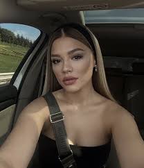 Fenomen Çağla Çağlayan, Burak Bulut'un Sevgilisi Eda Sakız Hakkında Olay  Yaratacak İddialarda Bulundu!