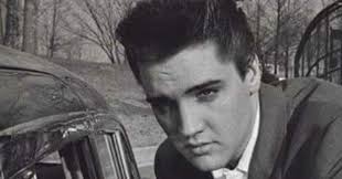 Let's Keep the 50's Spirit Alive!: Elvis Presley in Graceland. Rare picture