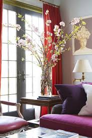 In this country living room idea, simple utility is given a light and pretty dimension with horticulturally themed decorative flourishes and happily mismatched pattern. 55 Easy Flower Arrangement Decoration Ideas Pictures How To Make Beautiful Floral Arrangements