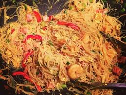 Singapore Rice Noodles Recipe Chinese Food Com Rice Noodles Singapore Rice Noodles Rice Noodle Recipes