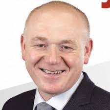 Edward Surowiec's Instagram, Twitter & Facebook