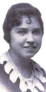 Mary Holman “Molly” Kinser Dunn was born October 17, 1858. She was the  daughter of Christopher Kinser (1803-?) and second wife Elizabeth Jolly  Hazelip Dunn (1825-1898). On October 6, 1880, Mary married