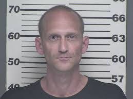 Everett Downs's Instagram, Twitter & Facebook