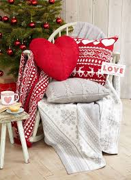 It's really time to get started i know. 73 Brilliant Scandinavian Christmas Decorating Ideas Scandinavian Christmas Decorations Scandinavian Christmas Knitted Christmas Decorations