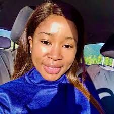 Amanda Blose (@AmandaBlose26)