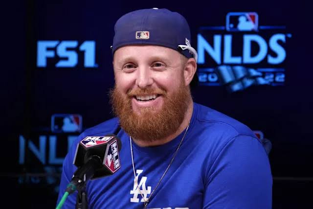 Justin Turner, 41-Year-Old, Dodgers Legend, Isn't Retiring Just Yet - Yahoo Sports